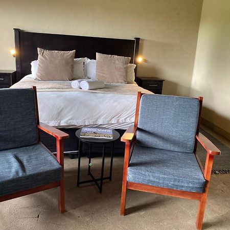 Iphofolo Lodge & Tented Camp Vivo Luaran gambar